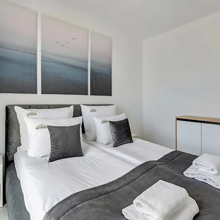 Sea View Letnica Tower & Sea View By Downtown Apartments Danzig Exterior foto